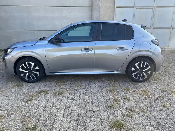 Peugeot 208 2026 photo 5