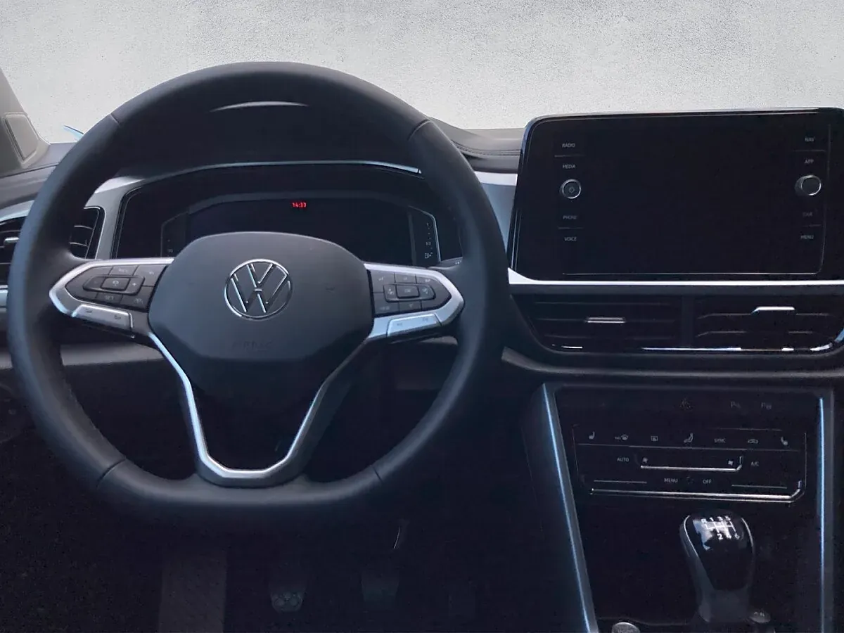 Volkswagen T-Roc 2025 photo 3