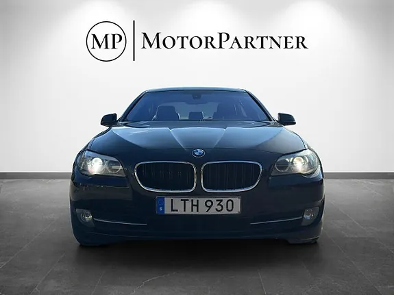 BMW 520D 2011 photo 2