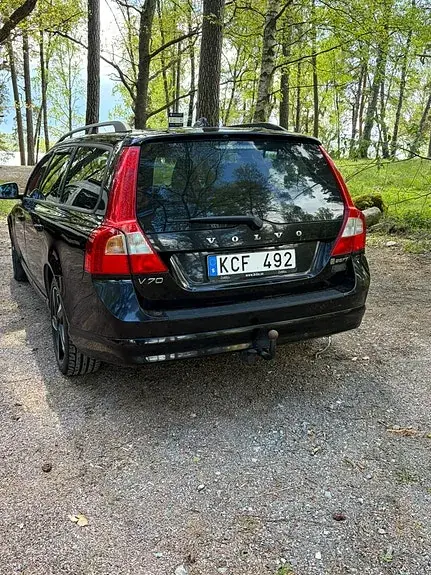Volvo V70 2009 photo 2