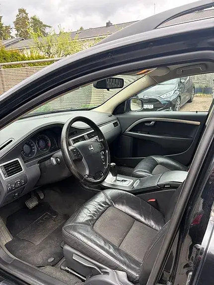 Volvo V70 2009 photo 5