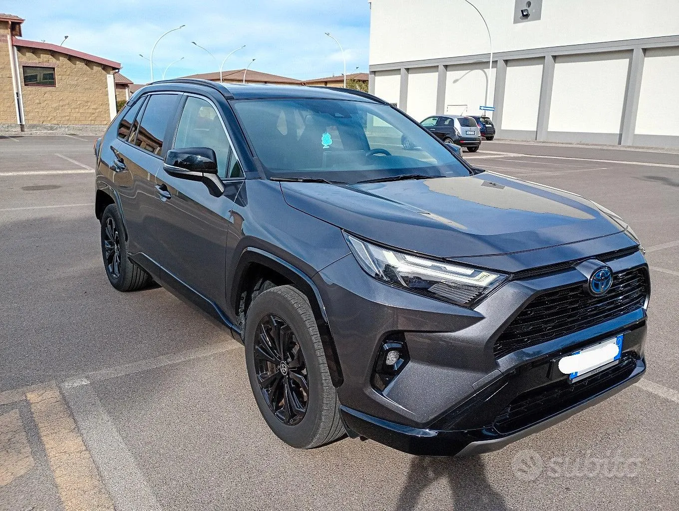 Toyota Rav4 2023 photo 2