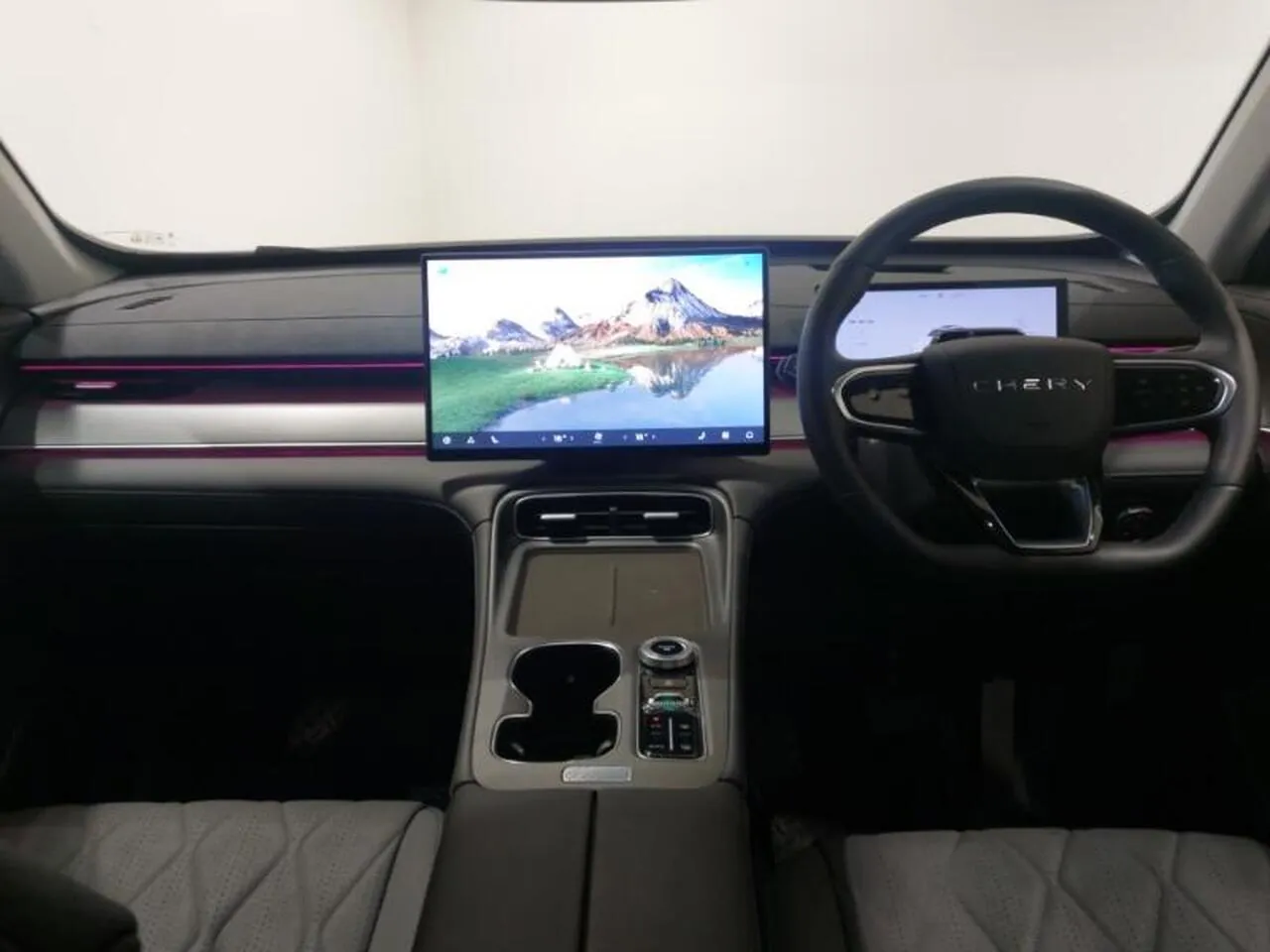 Chery Tiggo 8 2025 photo 3