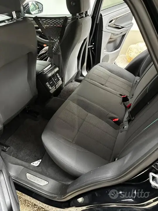 Land Rover Evoque 2020 photo 5