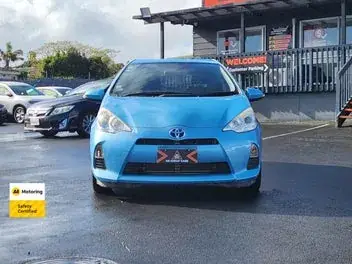 Toyota Aqua 2013 photo 3