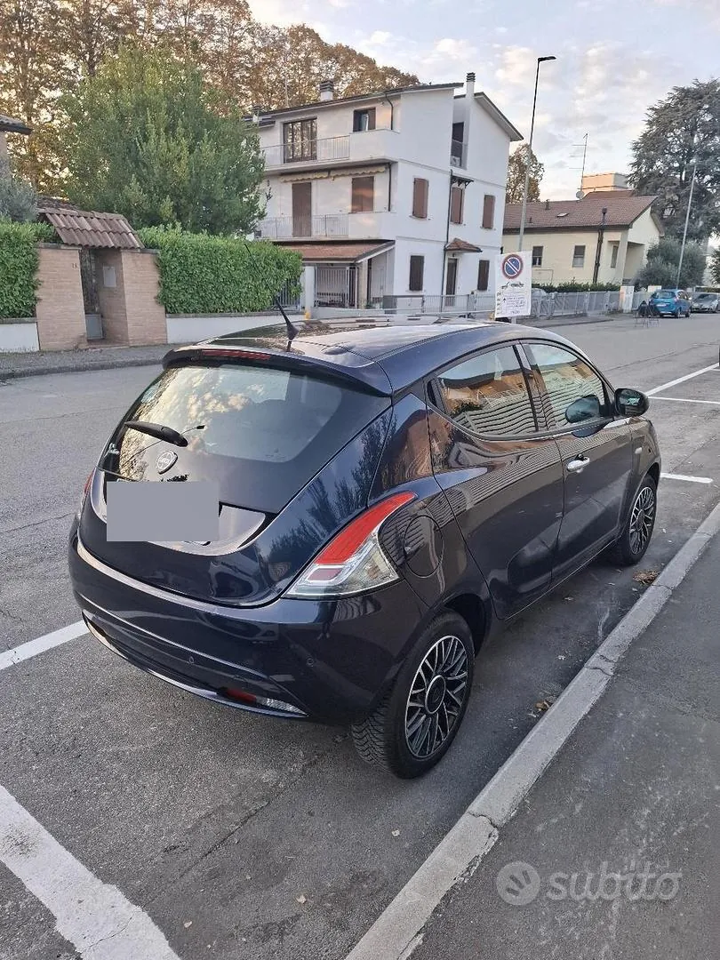 Lancia Ypsilon 2019 photo 2