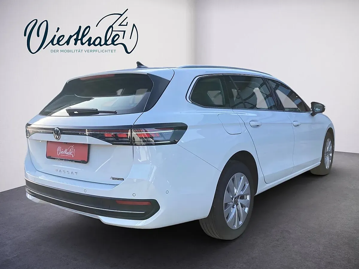 Volkswagen Passat 2025 photo 2