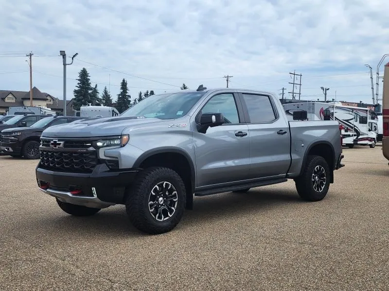 Chevrolet Silverado 1500 2024 photo 2