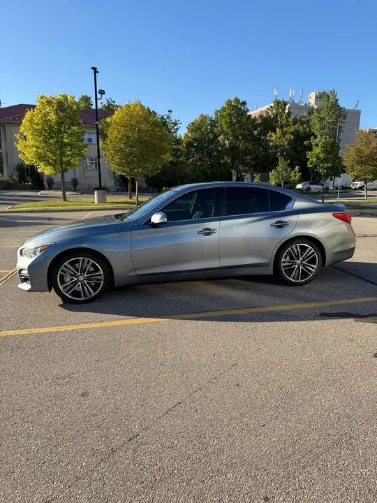 Infiniti Q50 2015 photo 2
