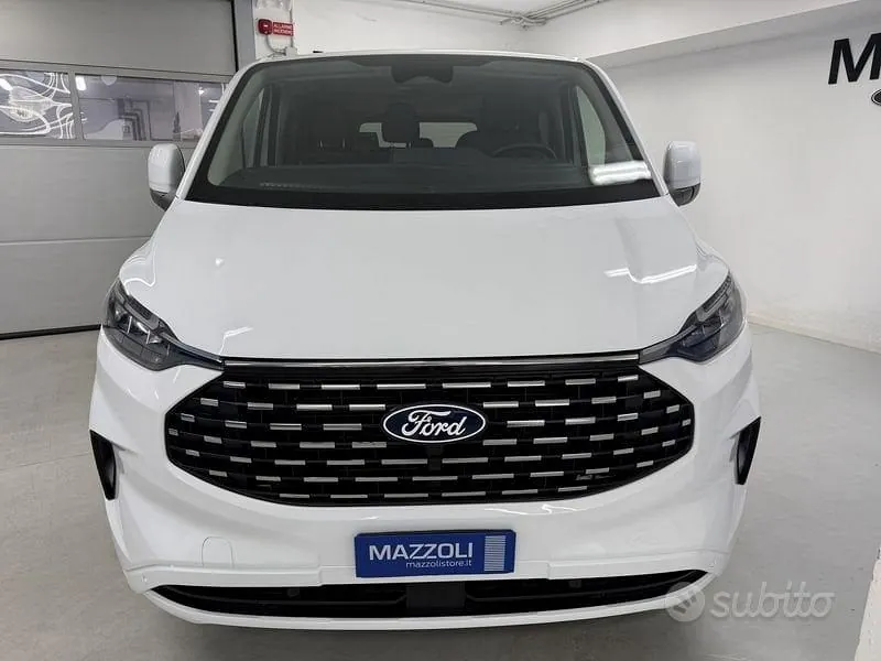 Ford Tourneo Custom 2024 photo 2