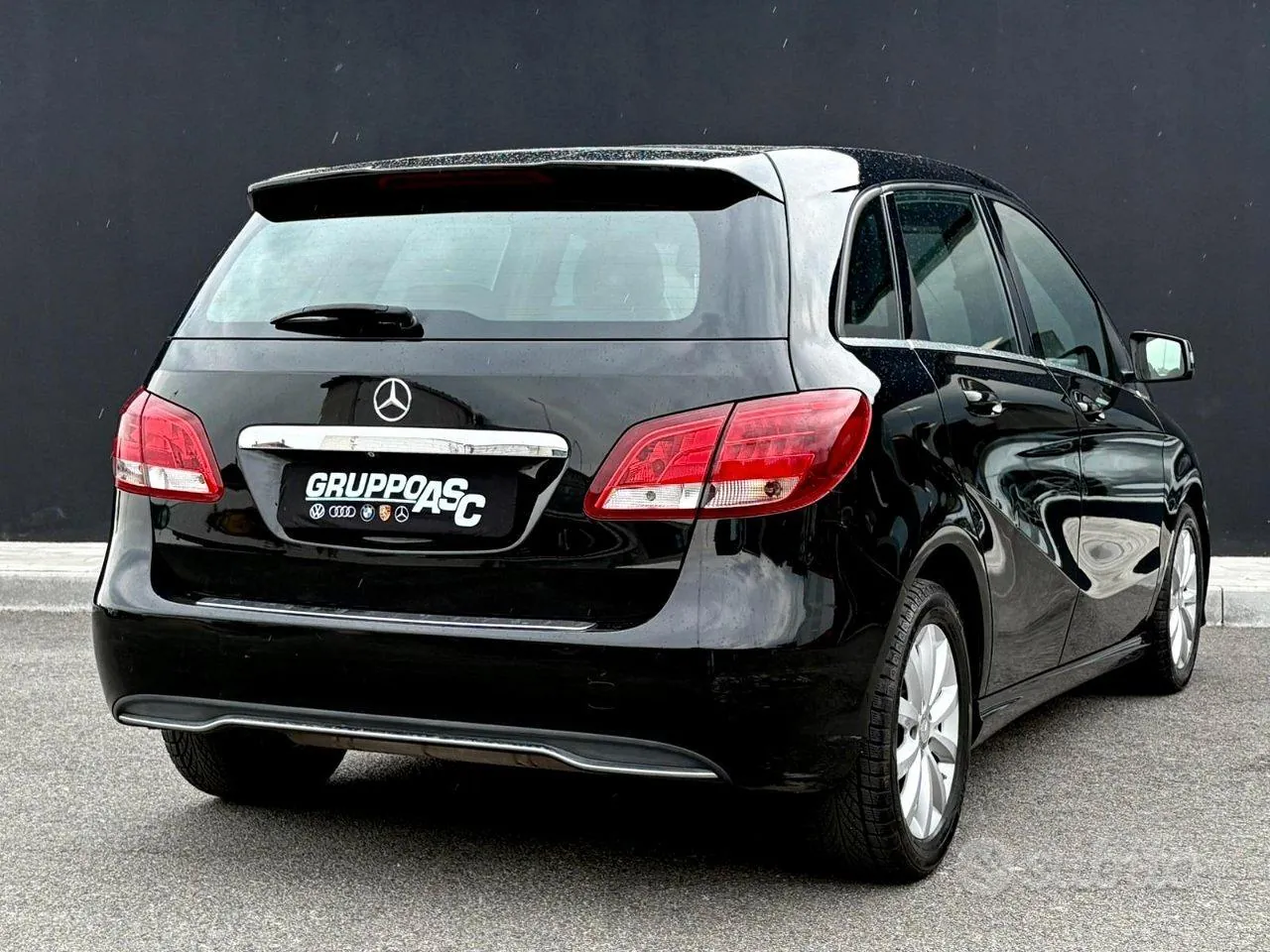 Mercedes-Benz B 180 2015 photo 5
