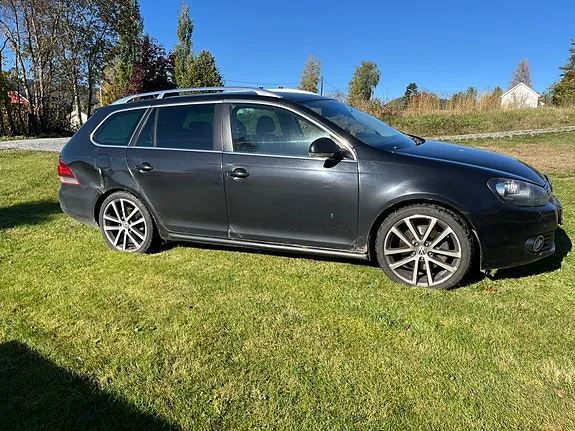 Volkswagen Golf Vi 2011 photo 2