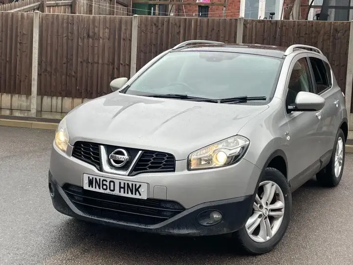 Nissan Qashqai 2010 photo 2