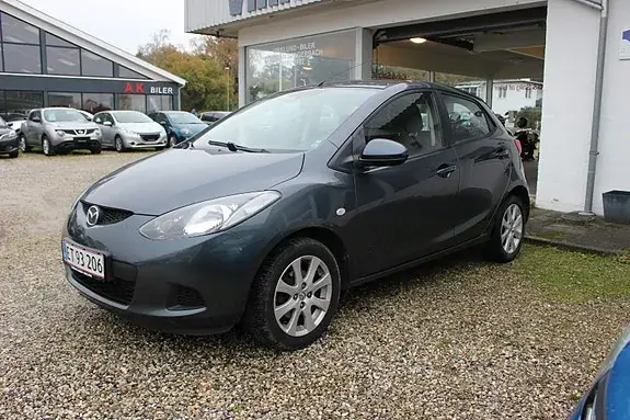 Mazda 2