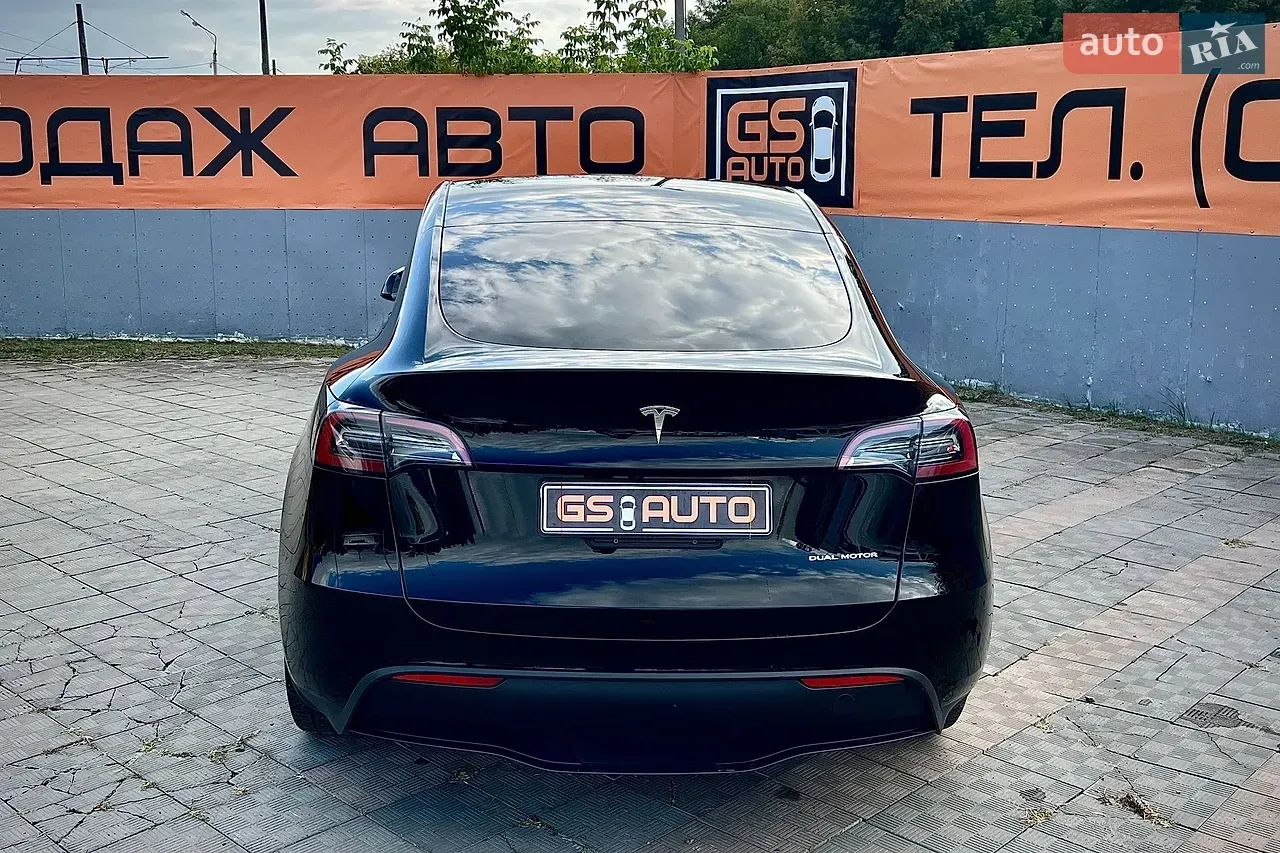 Tesla Model Y 2023 photo 5