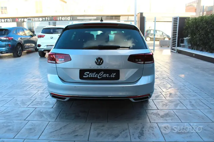 Volkswagen Passat 2022 photo 4