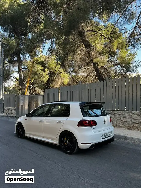 Volkswagen Golf Gti 2012 photo 4
