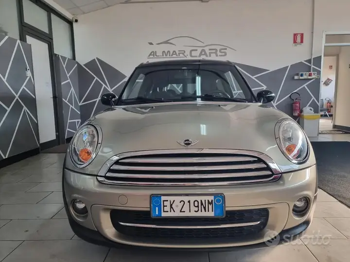 Mini Mini Clubman 2011 photo 2