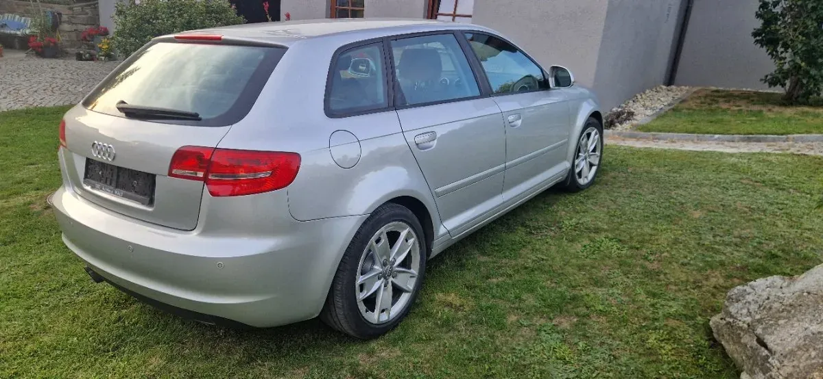 Audi A3 2009 photo 2