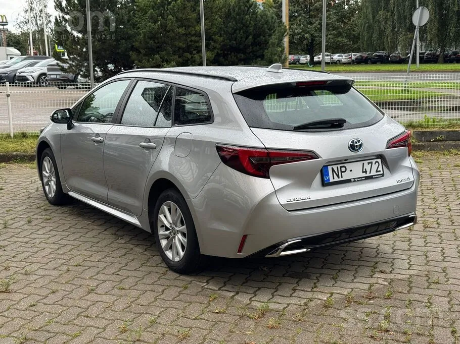 Toyota Corolla 2023 photo 3
