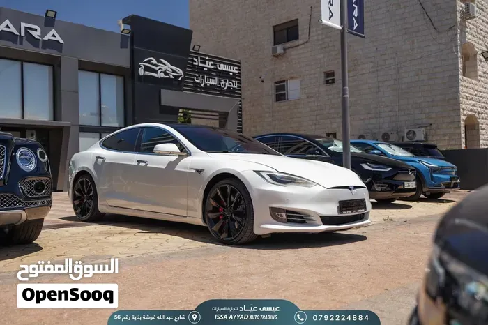 Tesla Model S 2018 photo 2