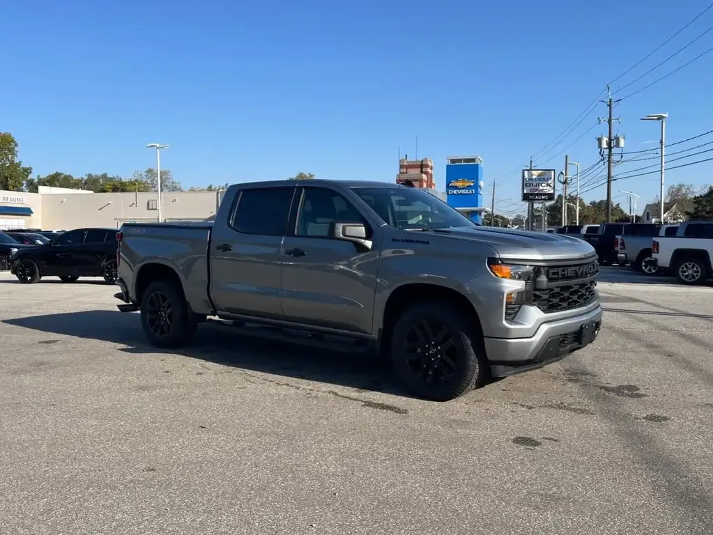 Chevrolet Silverado 1500 2026 photo 3