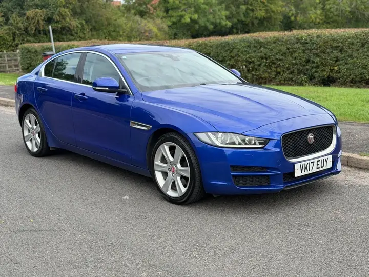 Jaguar Xe