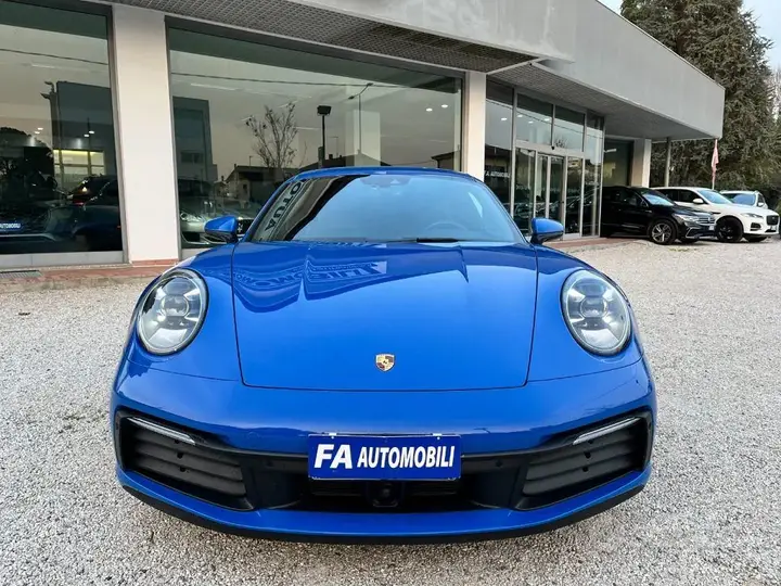 Porsche 911 2020 photo 3