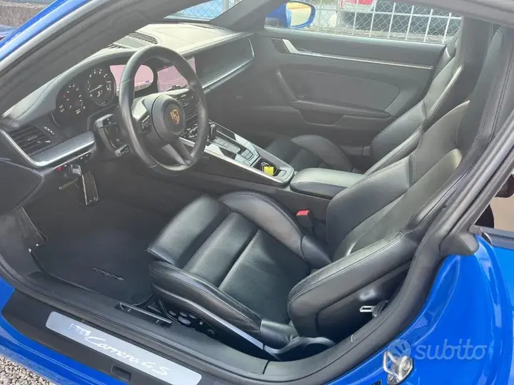 Porsche 911 2020 photo 5