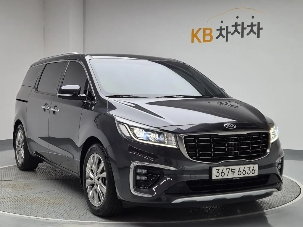 Kia Carnival 2019 photo 4