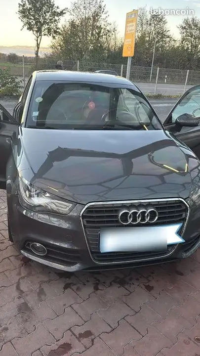 Audi A1 2014 photo 2