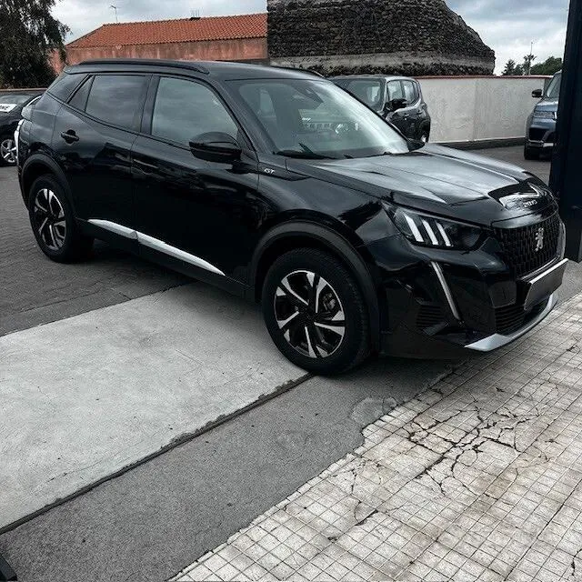 Peugeot 2008 2023 photo 5