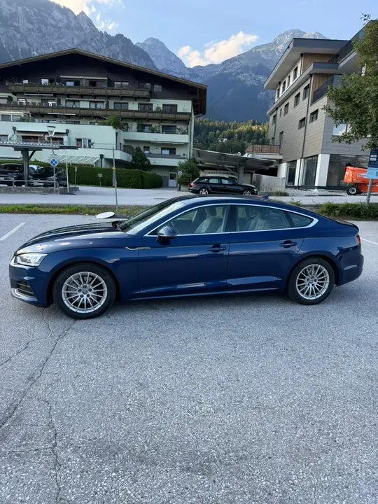 Audi A5 2018 photo 2