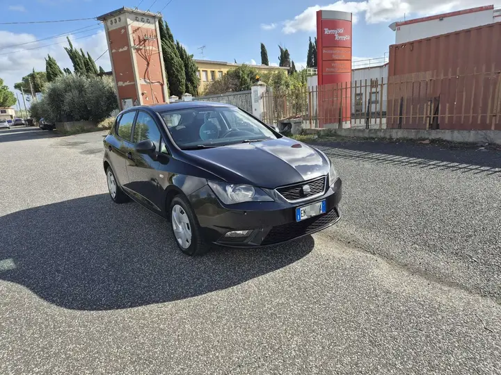 Seat Ibiza 2012 photo 2