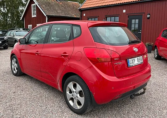 Kia Venga 2010 photo 3
