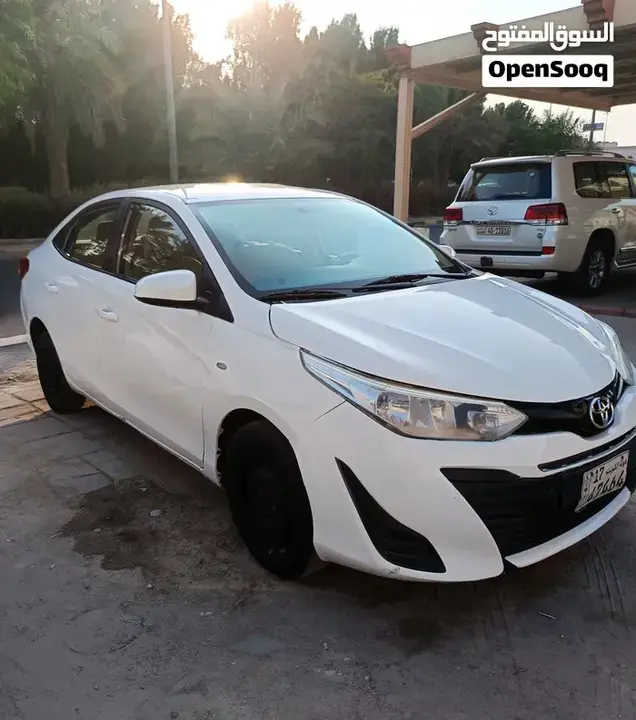 Toyota Yaris 2019 photo 2