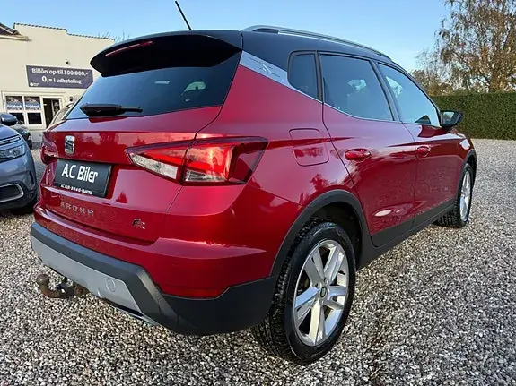 Seat Arona 2019 photo 5