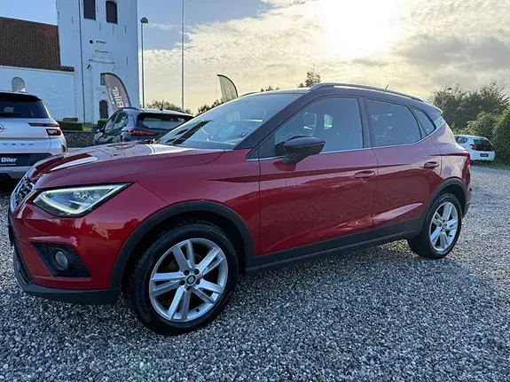Seat Arona 2019 photo 3