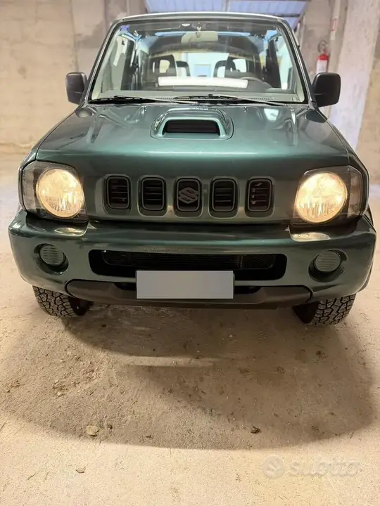 Suzuki Jimny 2004 photo 2