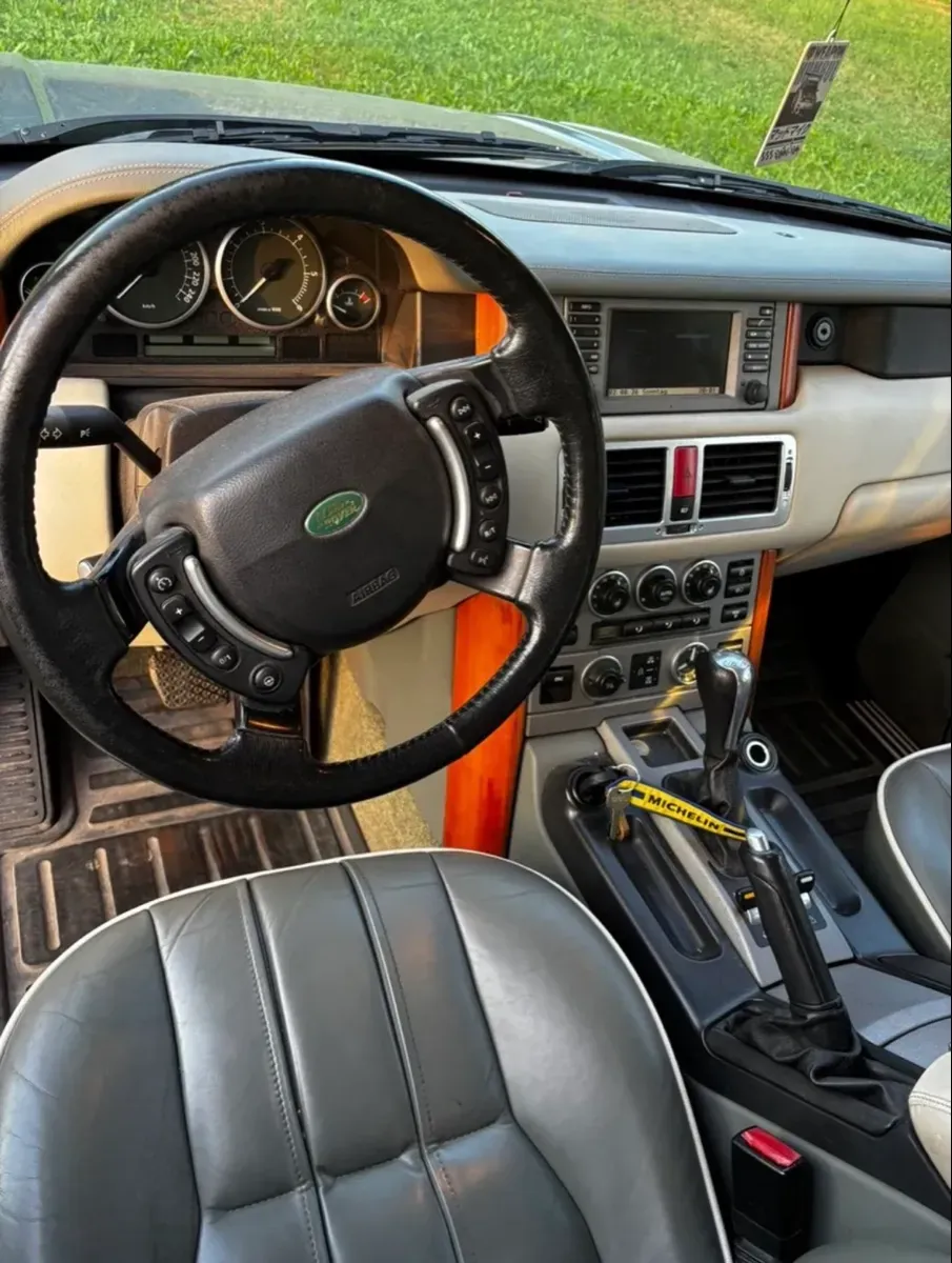 Land Rover Range Rover 2003 photo 3