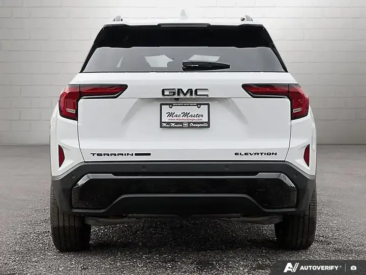 GMC Terrain 2027 photo 4