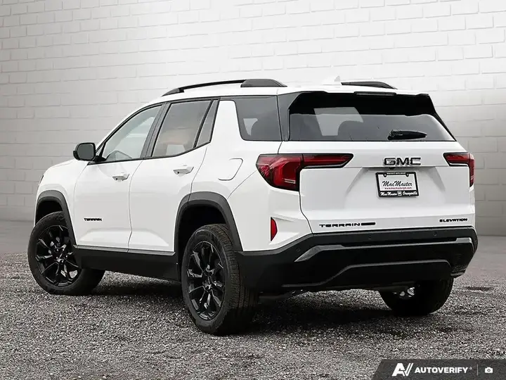 GMC Terrain 2027 photo 3