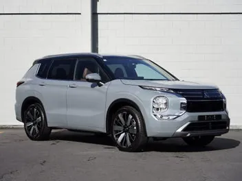Mitsubishi Outlander 2026 photo 2
