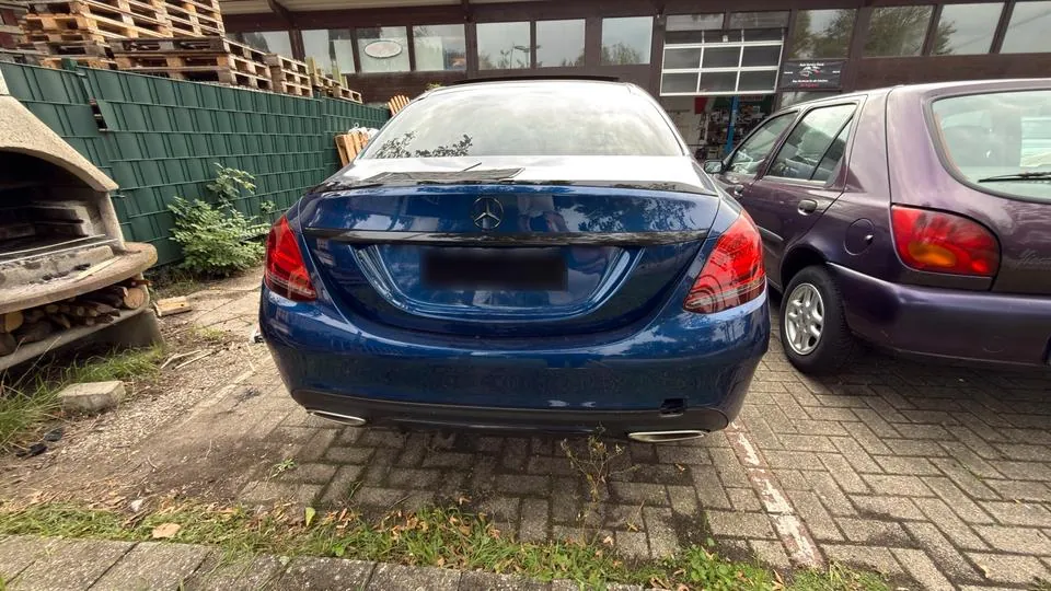 Mercedes-Benz C300