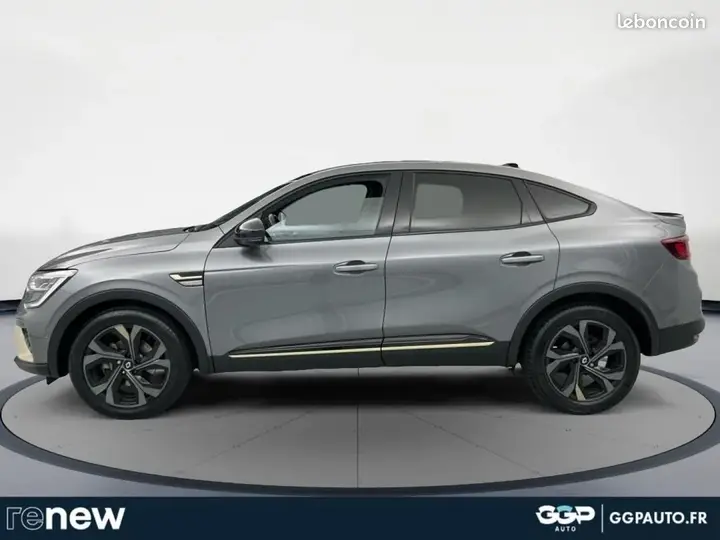 Renault Arkana 2023 photo 2