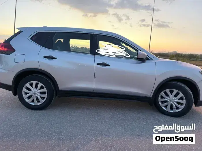 Nissan Rogue 2019 photo 2
