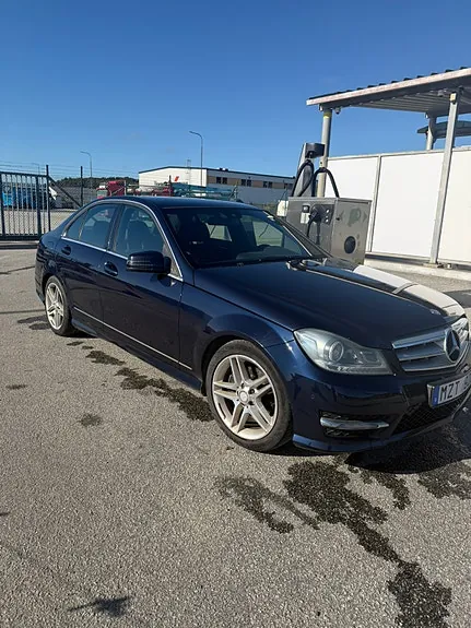Mercedes-Benz C180