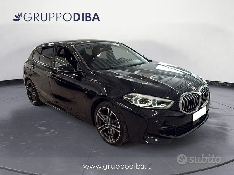 BMW 1 Series 2023 photo 3