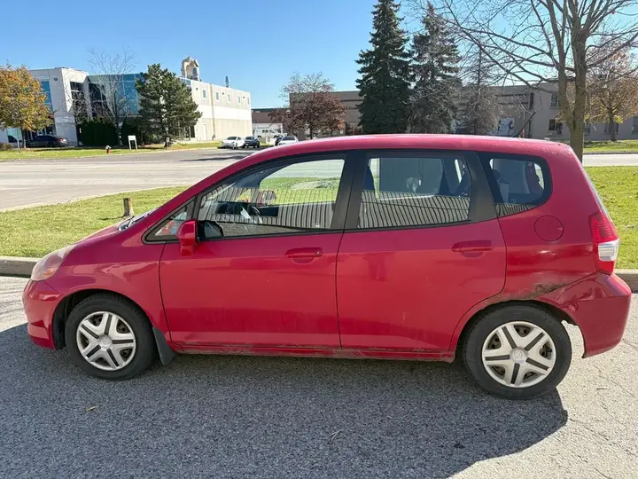 Honda Fit 2007 photo 2