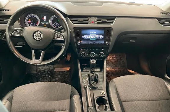 Skoda Octavia 2018 photo 5